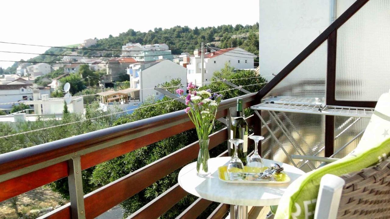Holiday Home Apartment Tedo Klek Extérieur photo