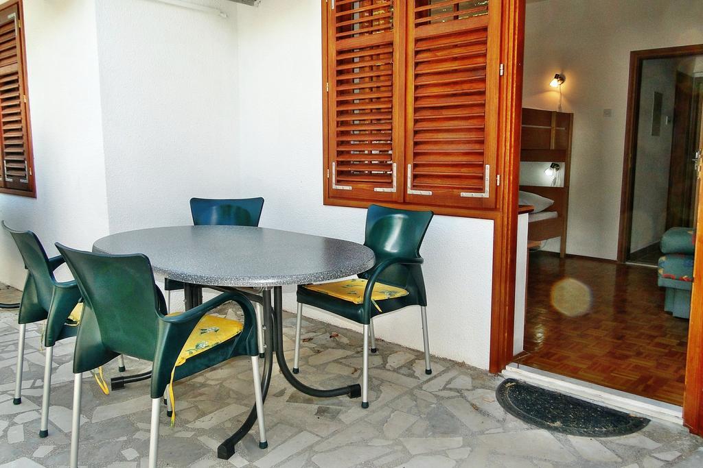 Holiday Home Apartment Tedo Klek Extérieur photo