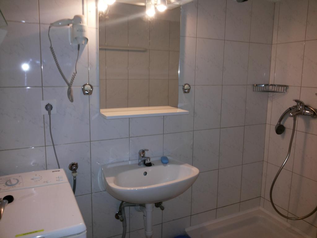 Holiday Home Apartment Tedo Klek Extérieur photo