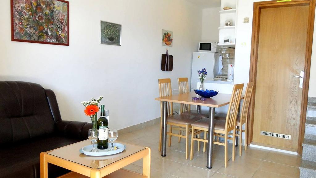 Holiday Home Apartment Tedo Klek Extérieur photo