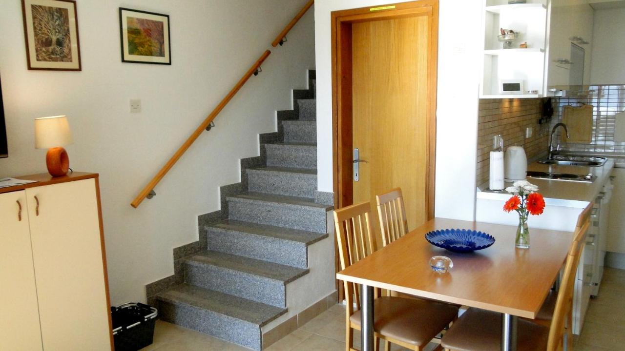Holiday Home Apartment Tedo Klek Extérieur photo